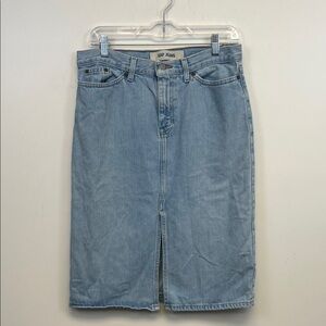 GAP Jeans Y2K Midi Light Wash Casual Jean Skirt with Slit and pockets Size 8